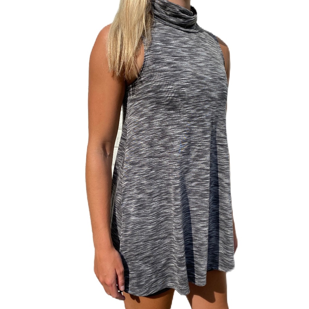 Anthropologie Postmark Sleeveless turtleneck tunic top gray S